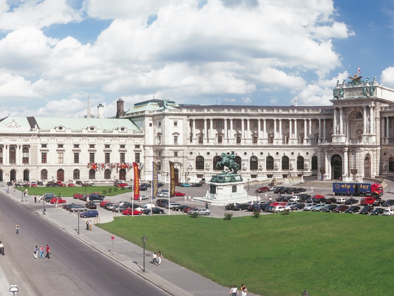 © Hofburg Vienna